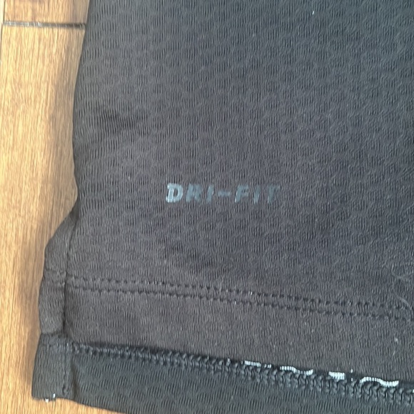 Nike | Dri-Fit golf shirt - Picture 5 of 5